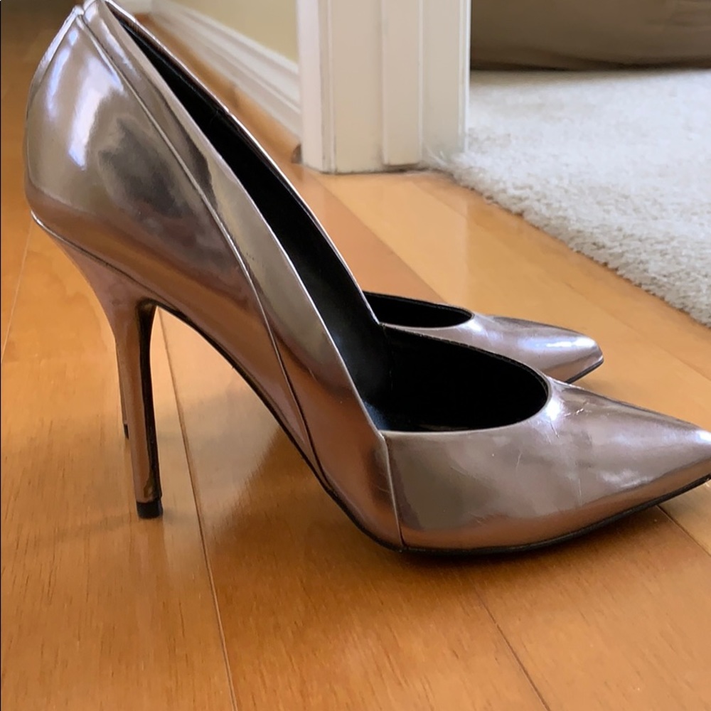 Steve Madden silver pointy-toe pumps